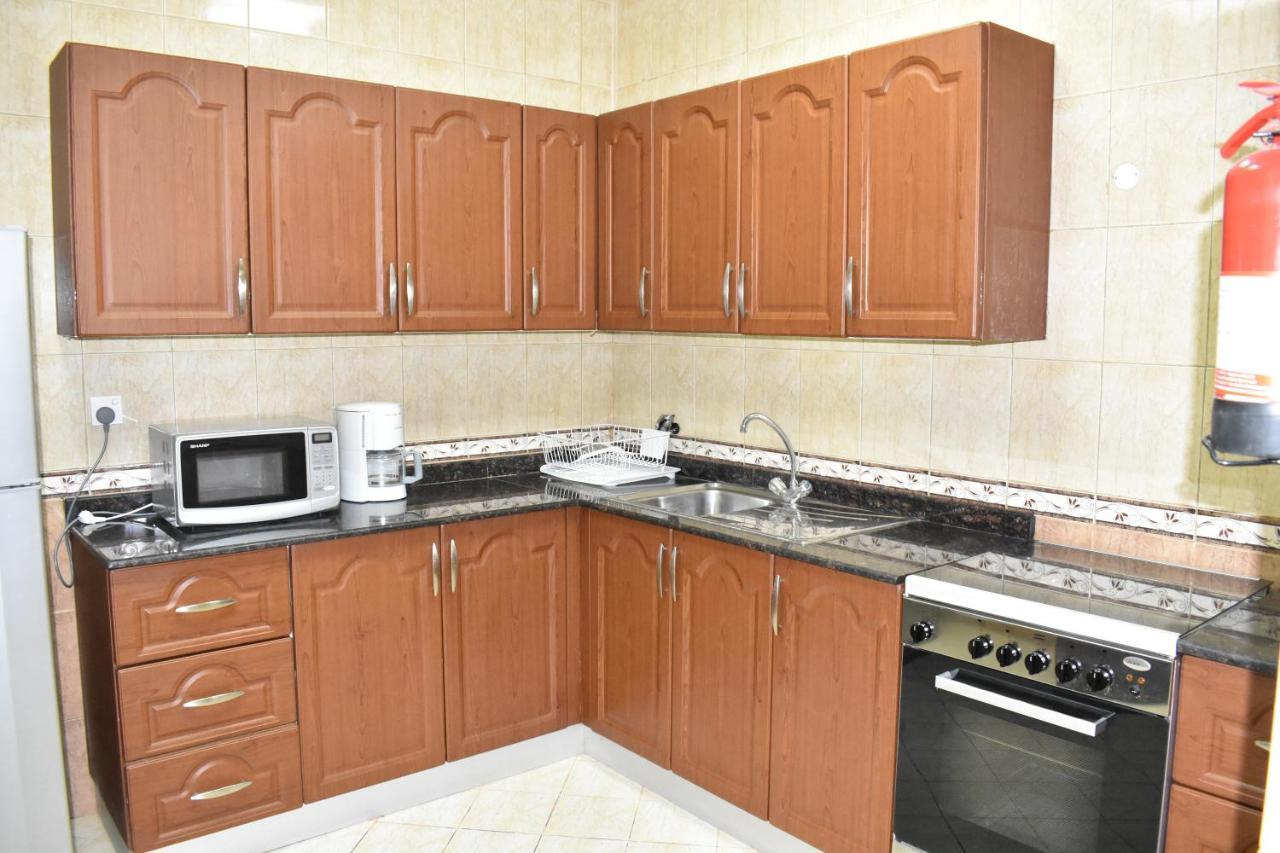 Apartamento Al Misrea Tower Manama Exterior foto