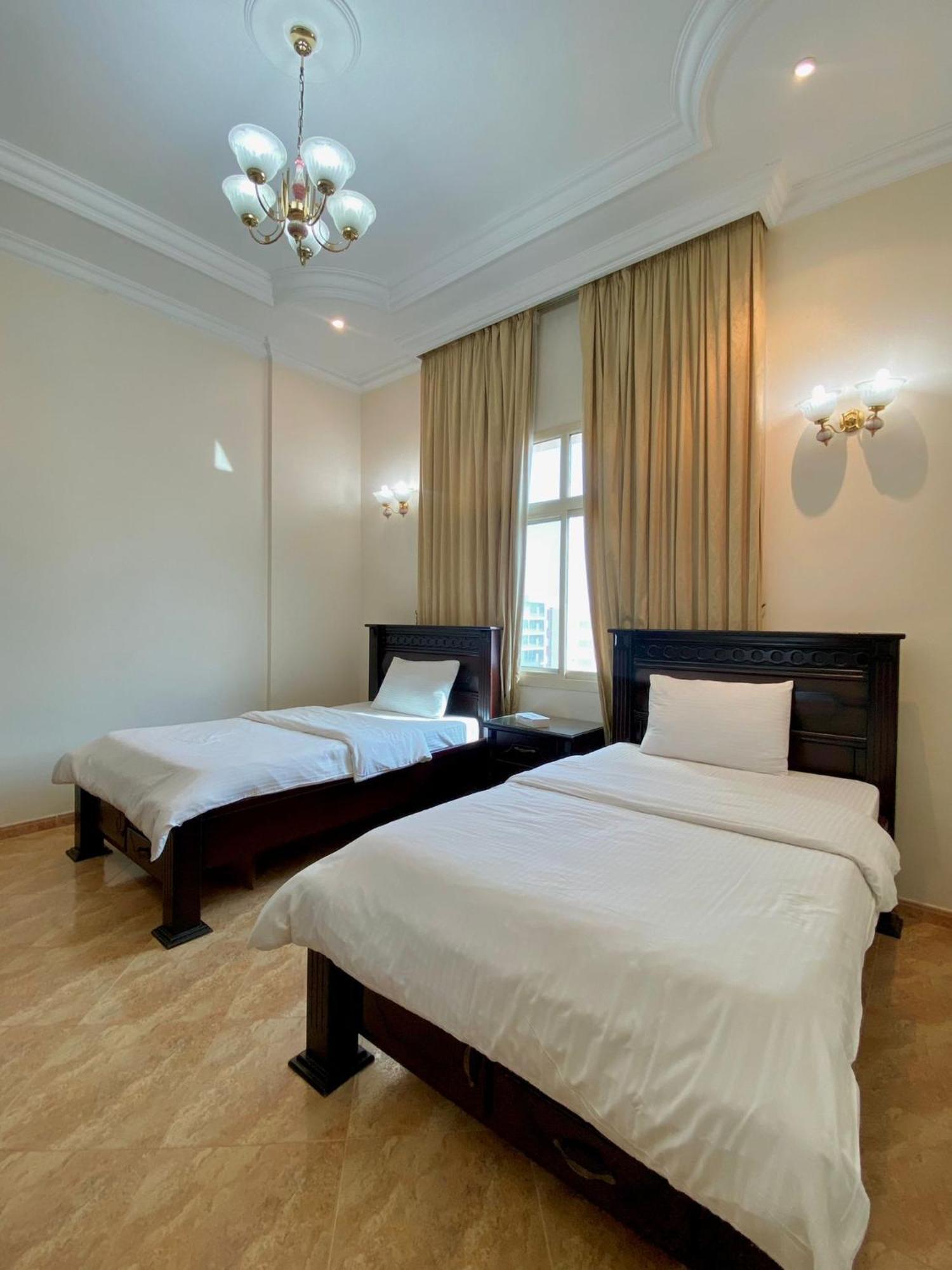 Apartamento Al Misrea Tower Manama Exterior foto